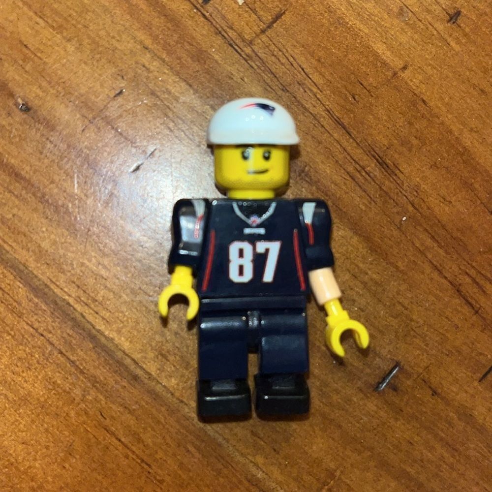 Rob Gronkowski (no helmet)Mini Ayo Sports Replacement Parts New England Patriots